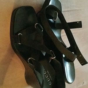 Gucci sandals